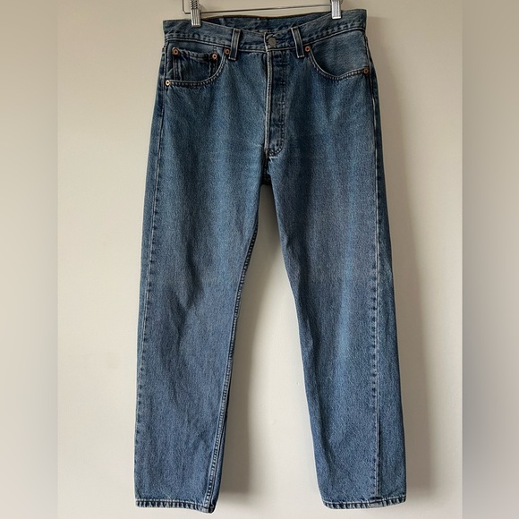 Levi's Denim - Levi's Straight Leg Jeans - Classic Blue Wash